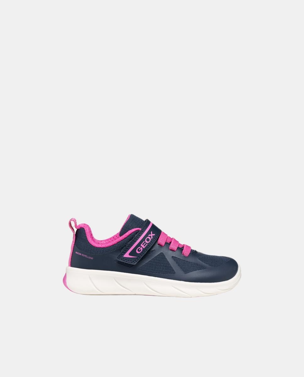Imagem 0 de Sapatilhas de Inspiração Running e Design Anatómico da Sola