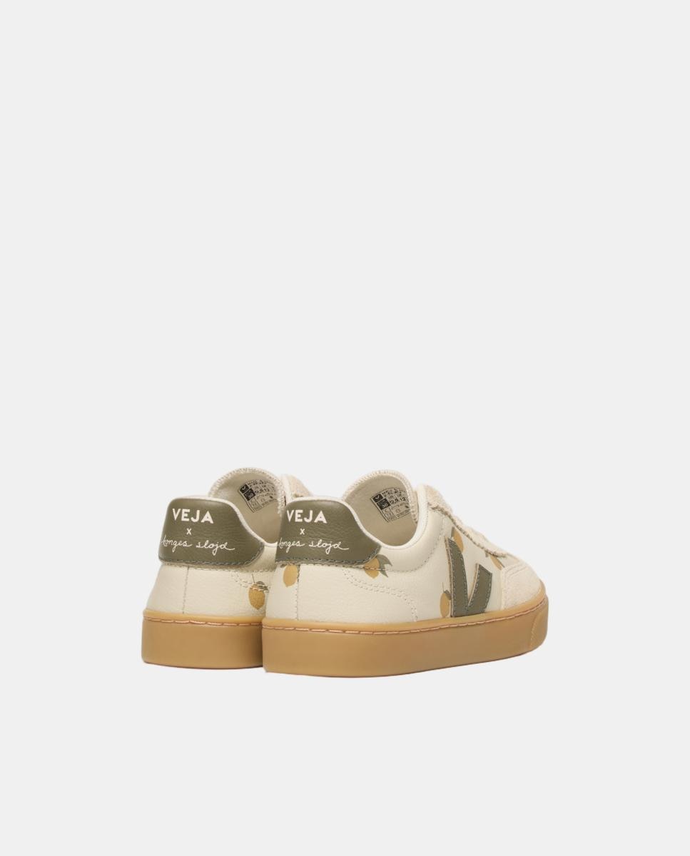 Sapatilhas infantis modelo small volley em pele com atacadores elásticos Branco-marfim-2