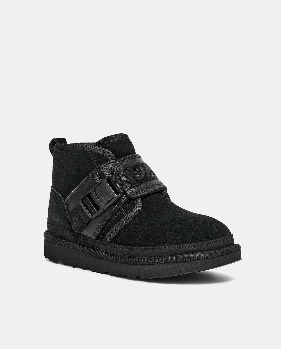 Botas Neumel Snapback com Correia Ajustável e Forro Interior de Pelo UGG Preto-3