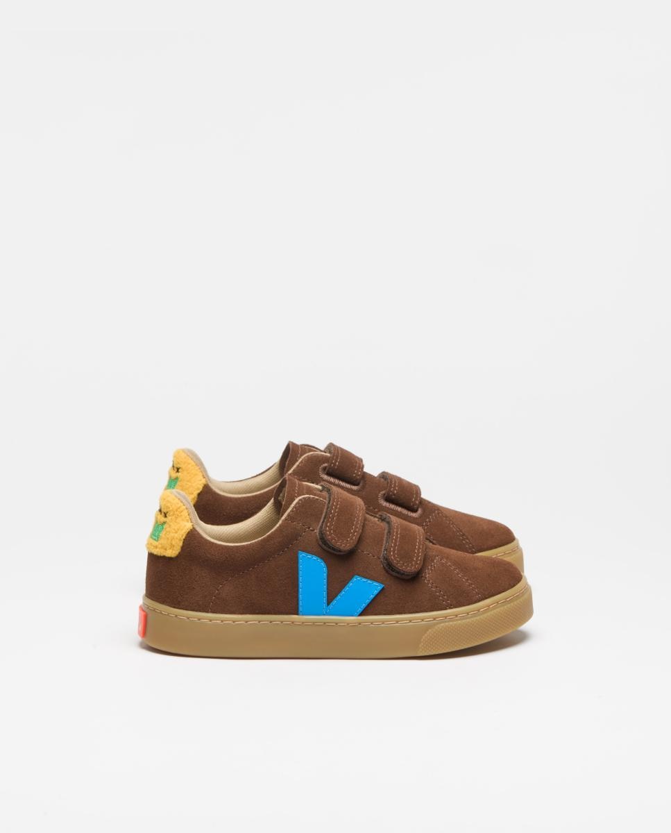 Imagen 1 de Deportiva de niño modelo esplar en ante con velcro Marrón chocolate