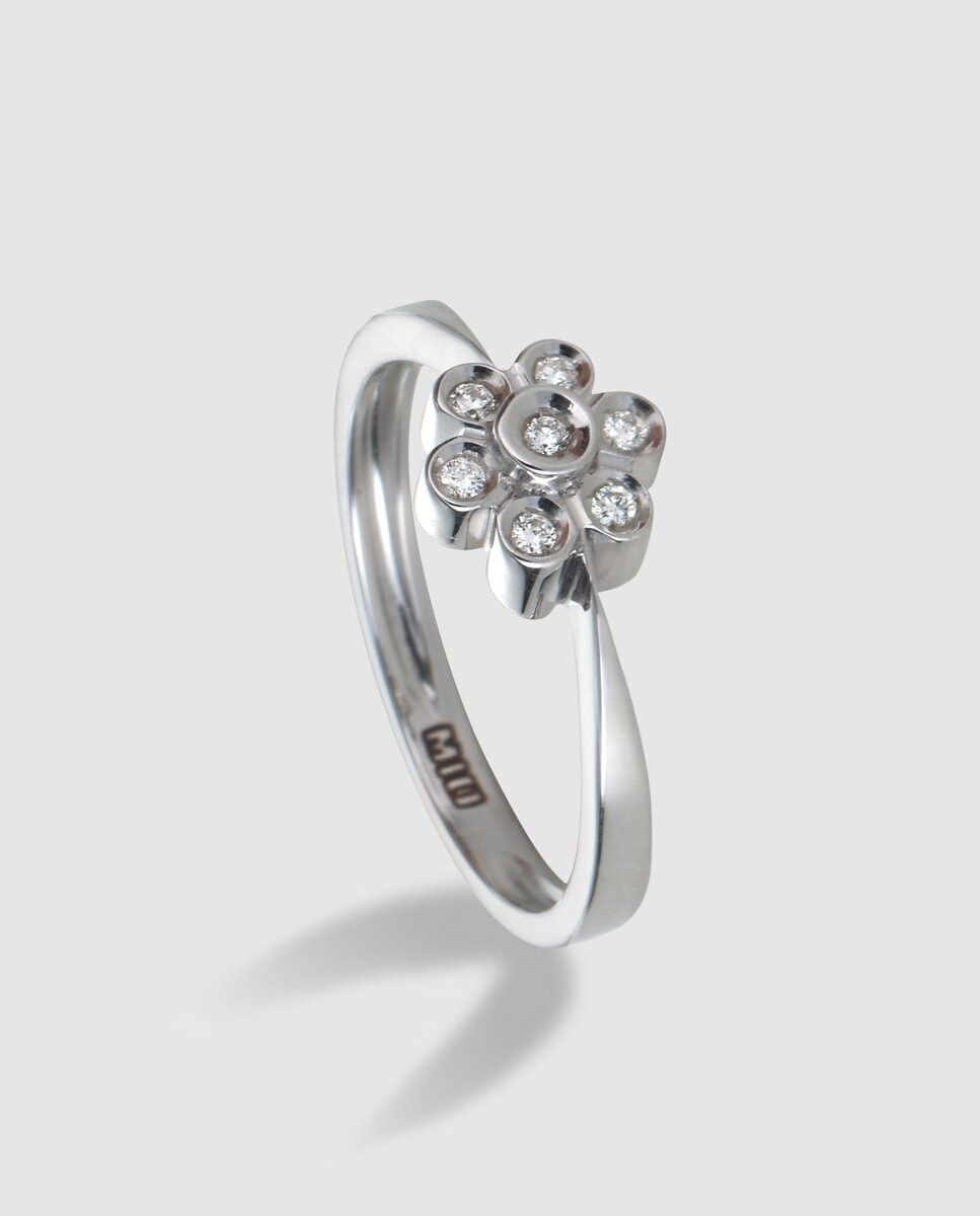 Imagem 0 de Anel de ouro branco com diamantes