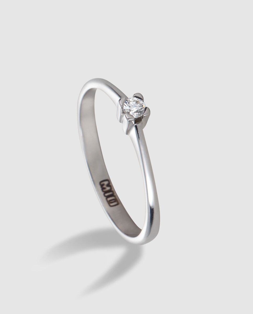 Imagem 0 de Anel de ouro branco com diamantes