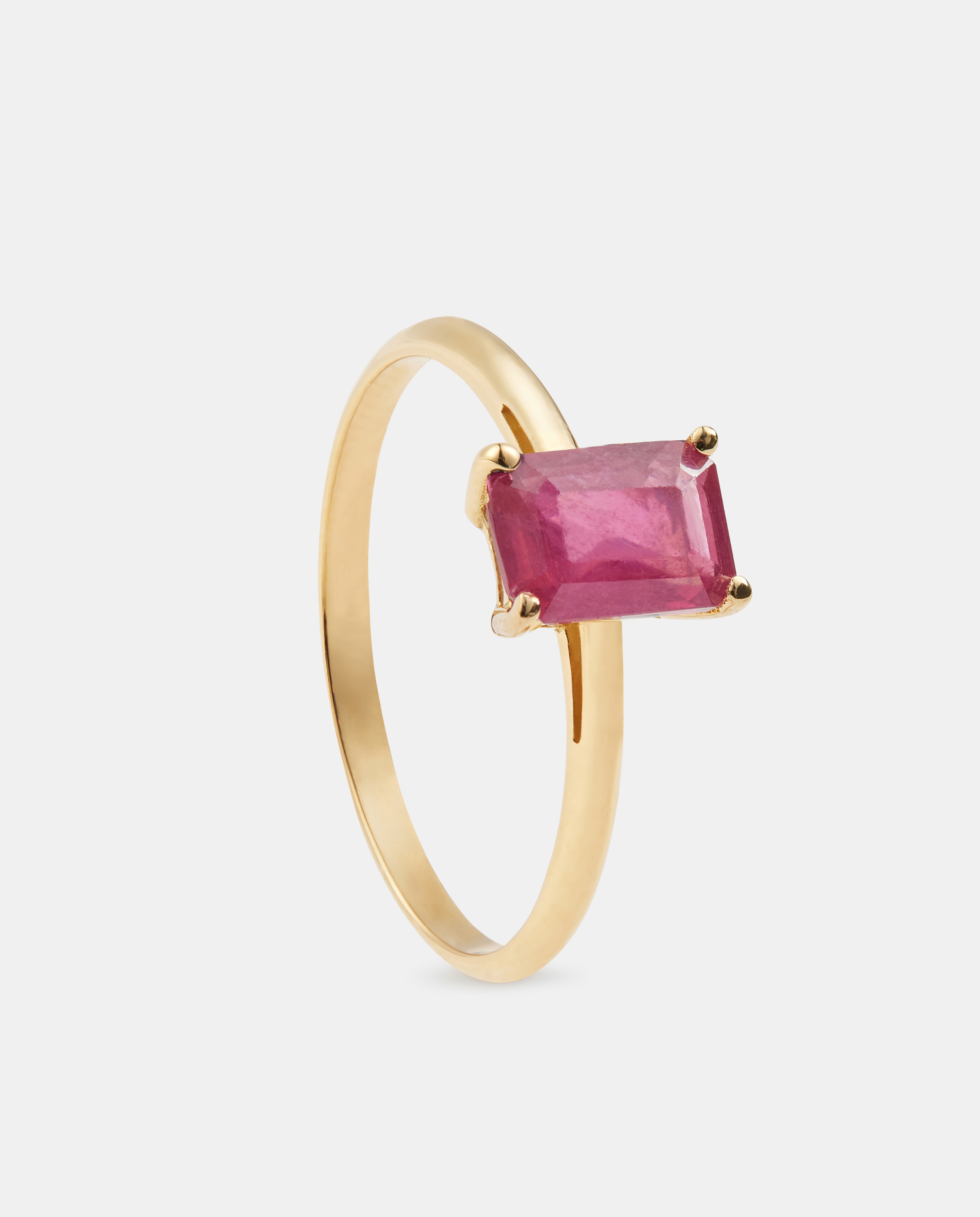 El Corte Inglés - Anillo de oro con rubí.