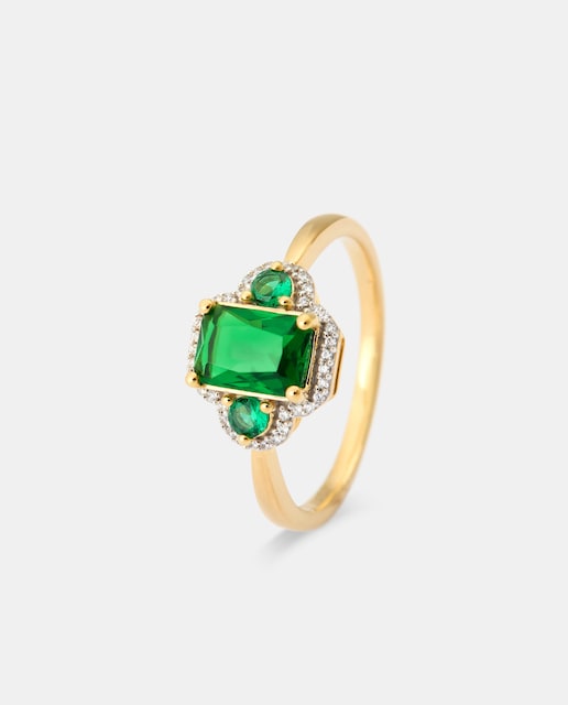Anillo de oro, diamantes y esmeralda