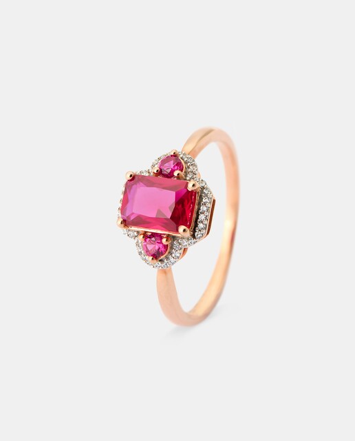 Anillo de oro, diamante y rubí