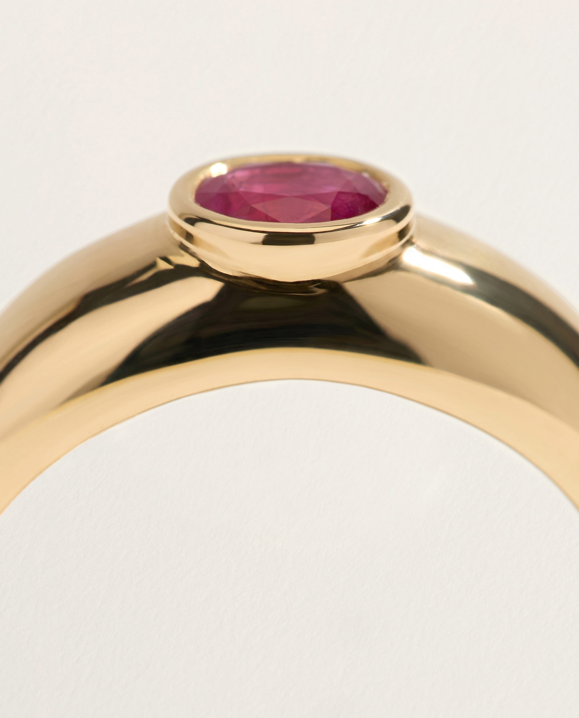 Anillo de oro amarillo de 18k con rubí en talla oval de 0.40ct. - El Corte Inglés - 300 Amarillo 300 Amarillo-4