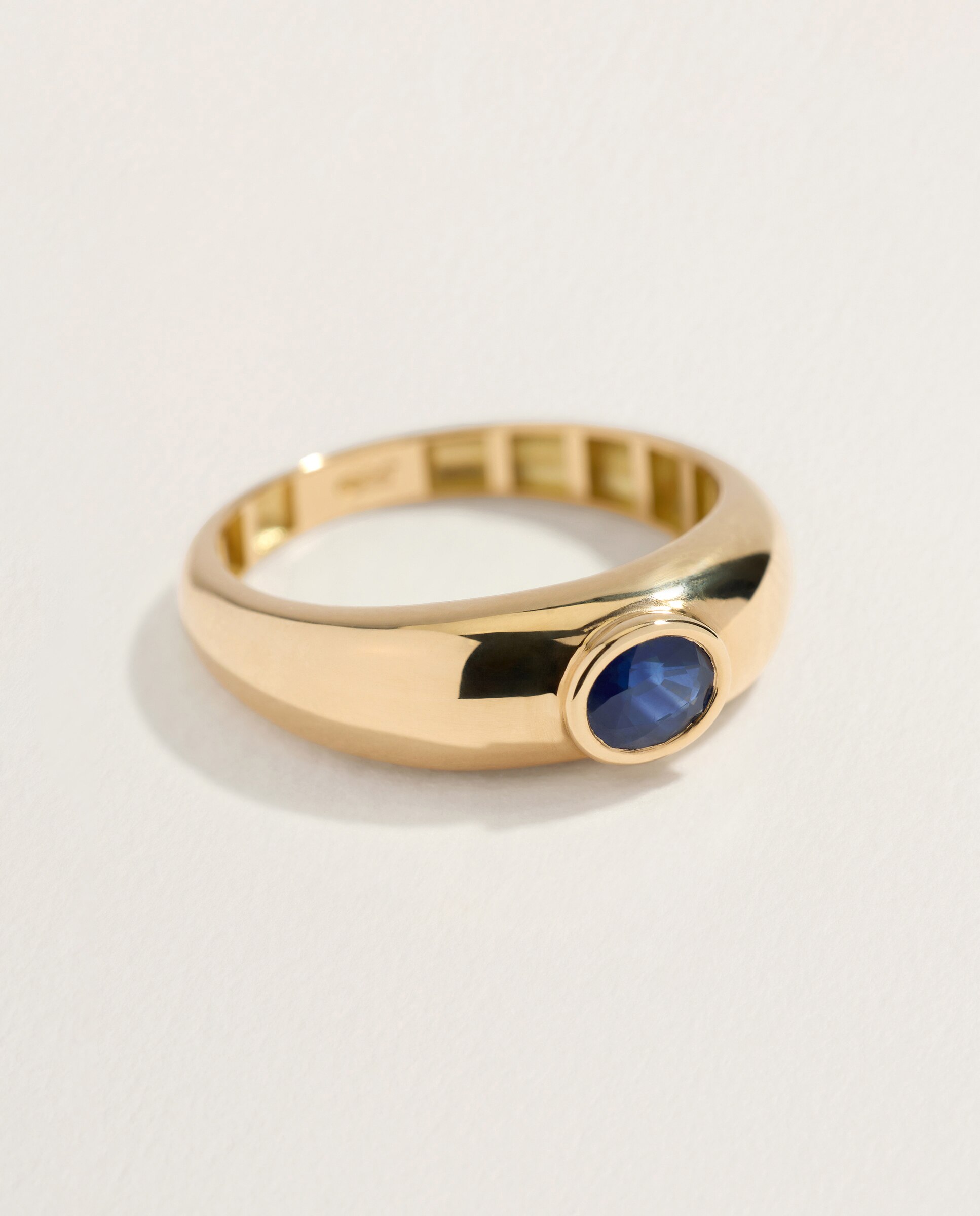 Anillo de oro amarillo de 18k con zafiro en talla oval de 0.40ct. - El Corte Inglés - 300 Amarillo 300 Amarillo-2