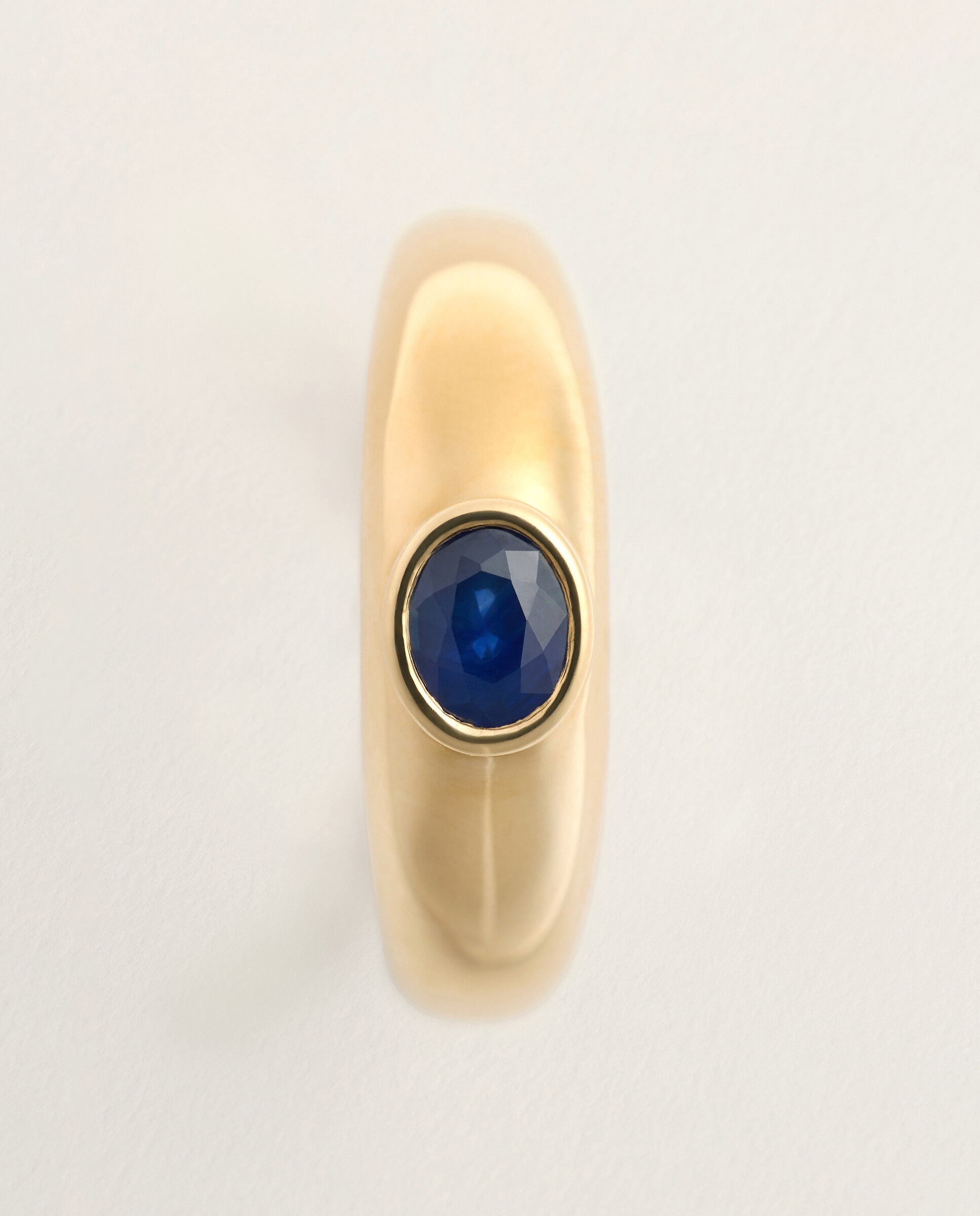 Anillo de oro amarillo de 18k con zafiro en talla oval de 0.40ct. - El Corte Inglés - 300 Amarillo 300 Amarillo-3