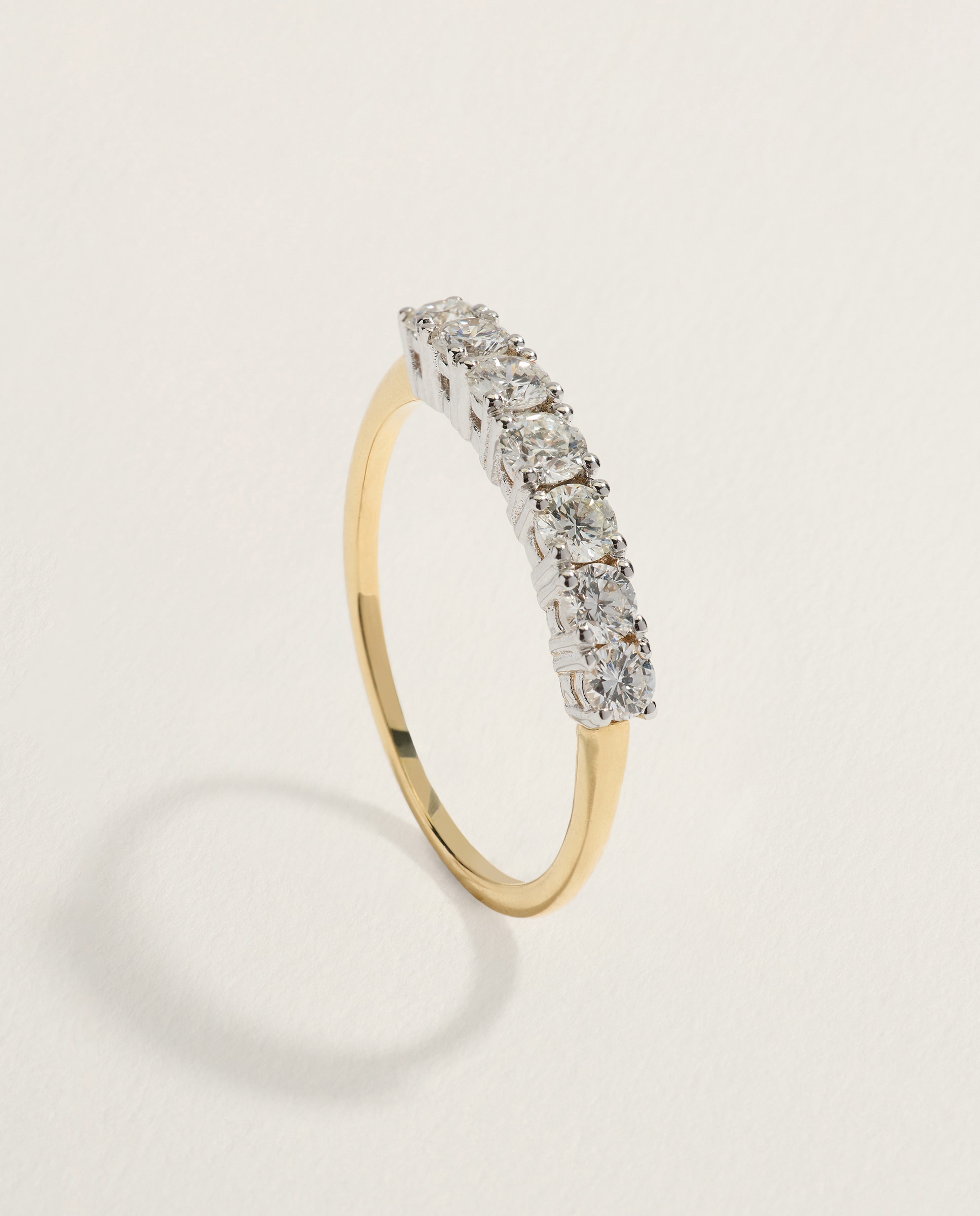 Imagen 0 de Alianza bicolor de 18k con diamantes en talla brillante con un peso total de 0,48ct Multicolor