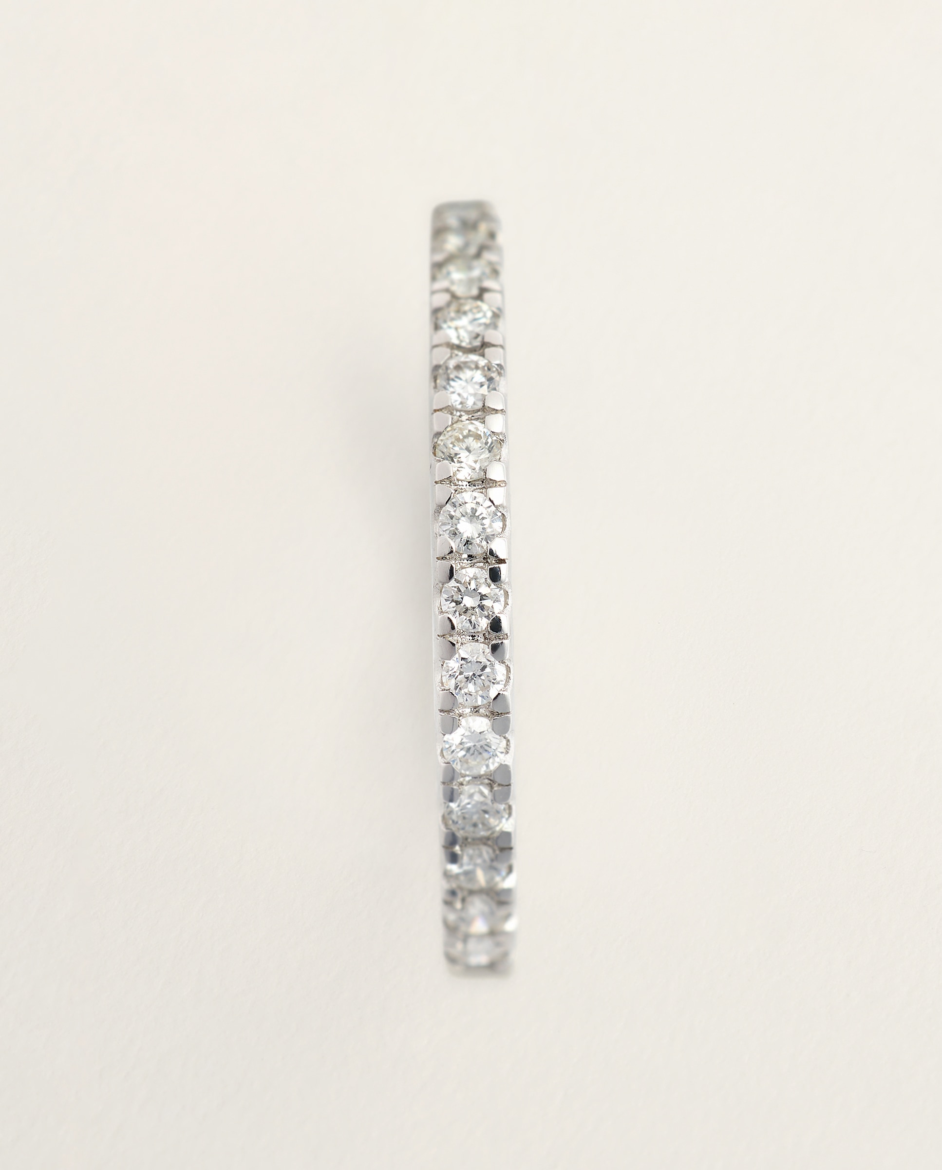 Alianza de oro blanco de 18K con diamantes en talla brillante con un peso total de 0,27ct - El Corte Inglés - Plata Plata-3