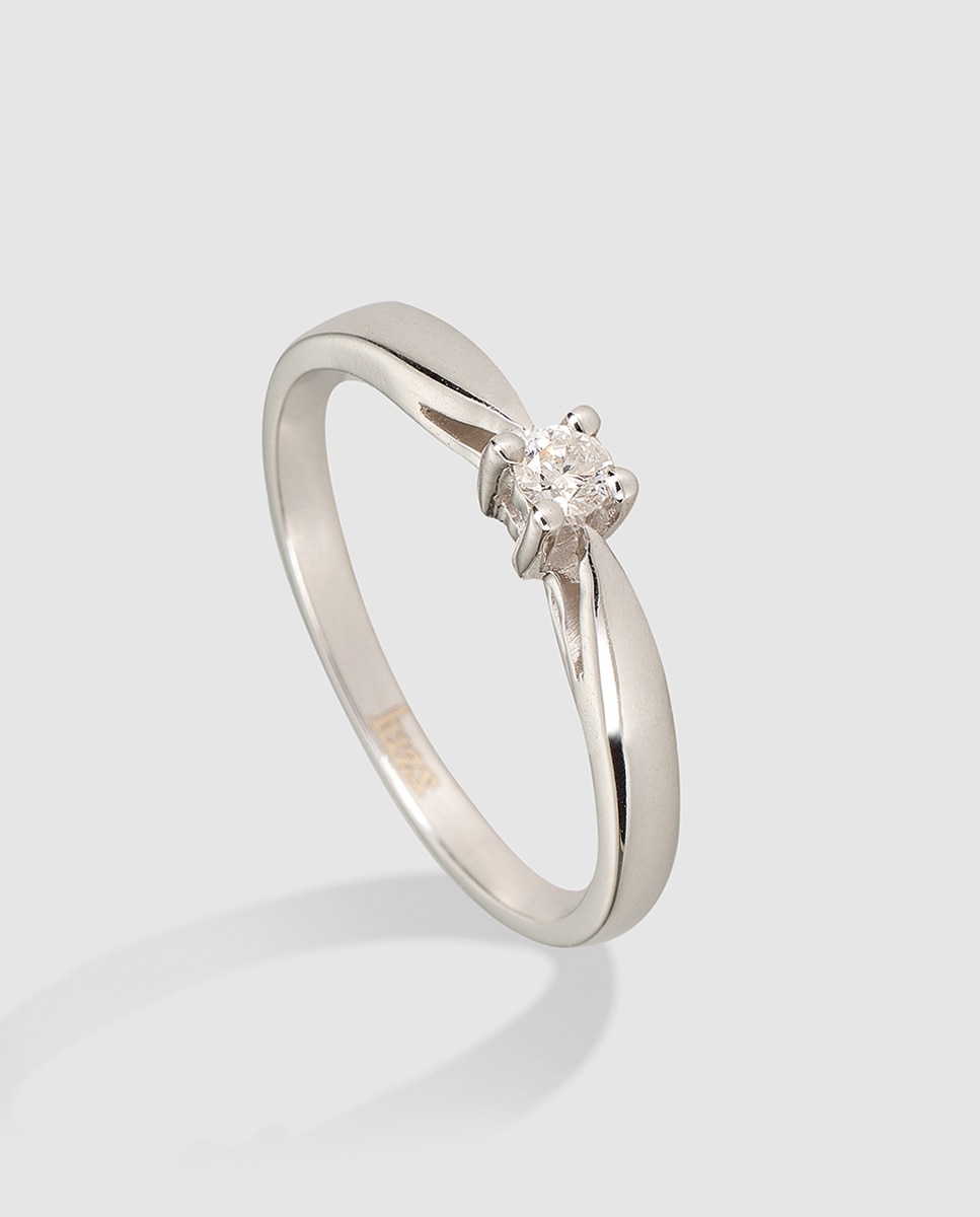 El Corte Inglés - Solitario de oro blanco y diamante Luzz.