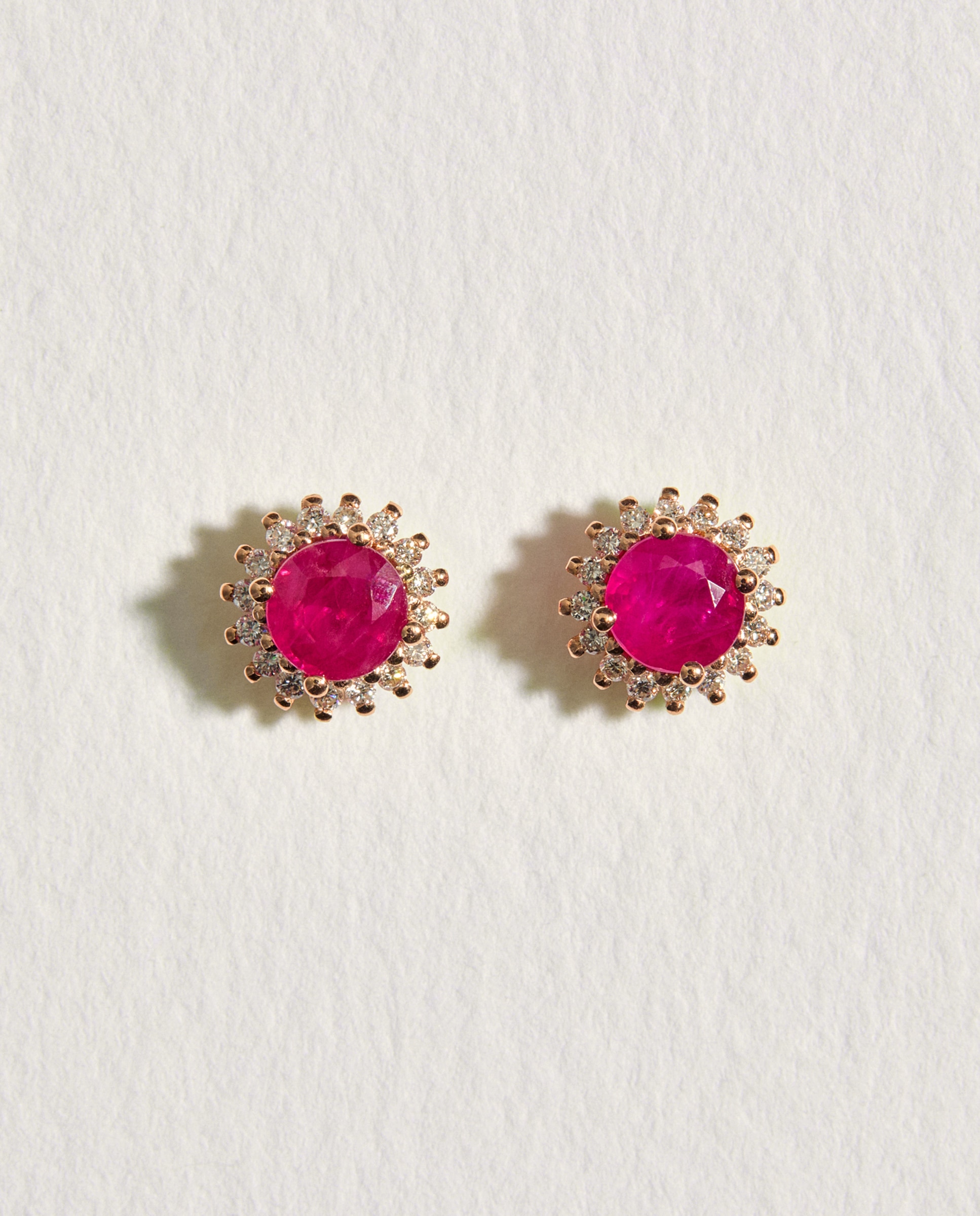 Pendientes de oro con diamante y rubí - El Corte Inglés - Rojo Rojo-1