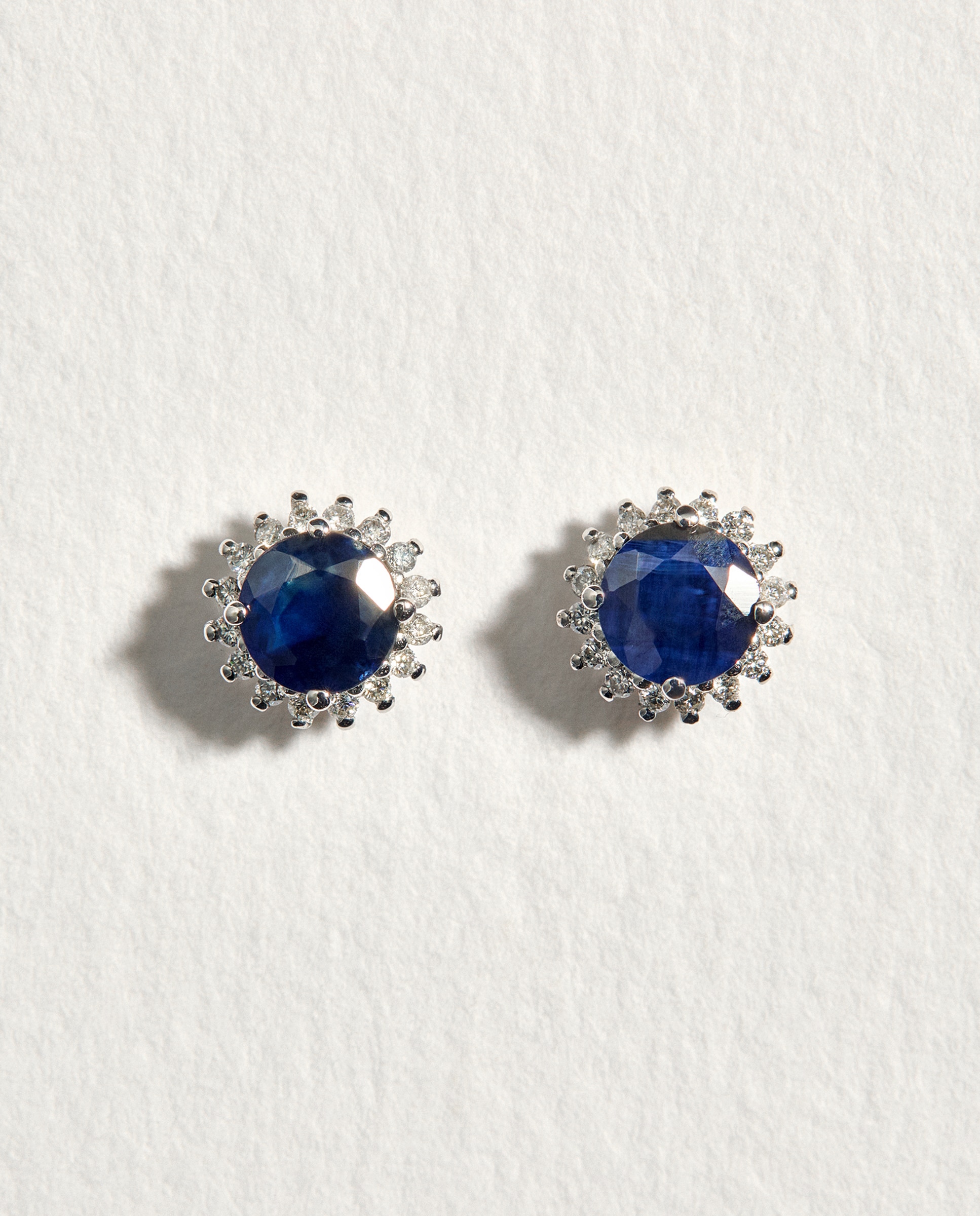 Pendientes de oro con diamante y zafiro - El Corte Inglés - Azul Azul-1