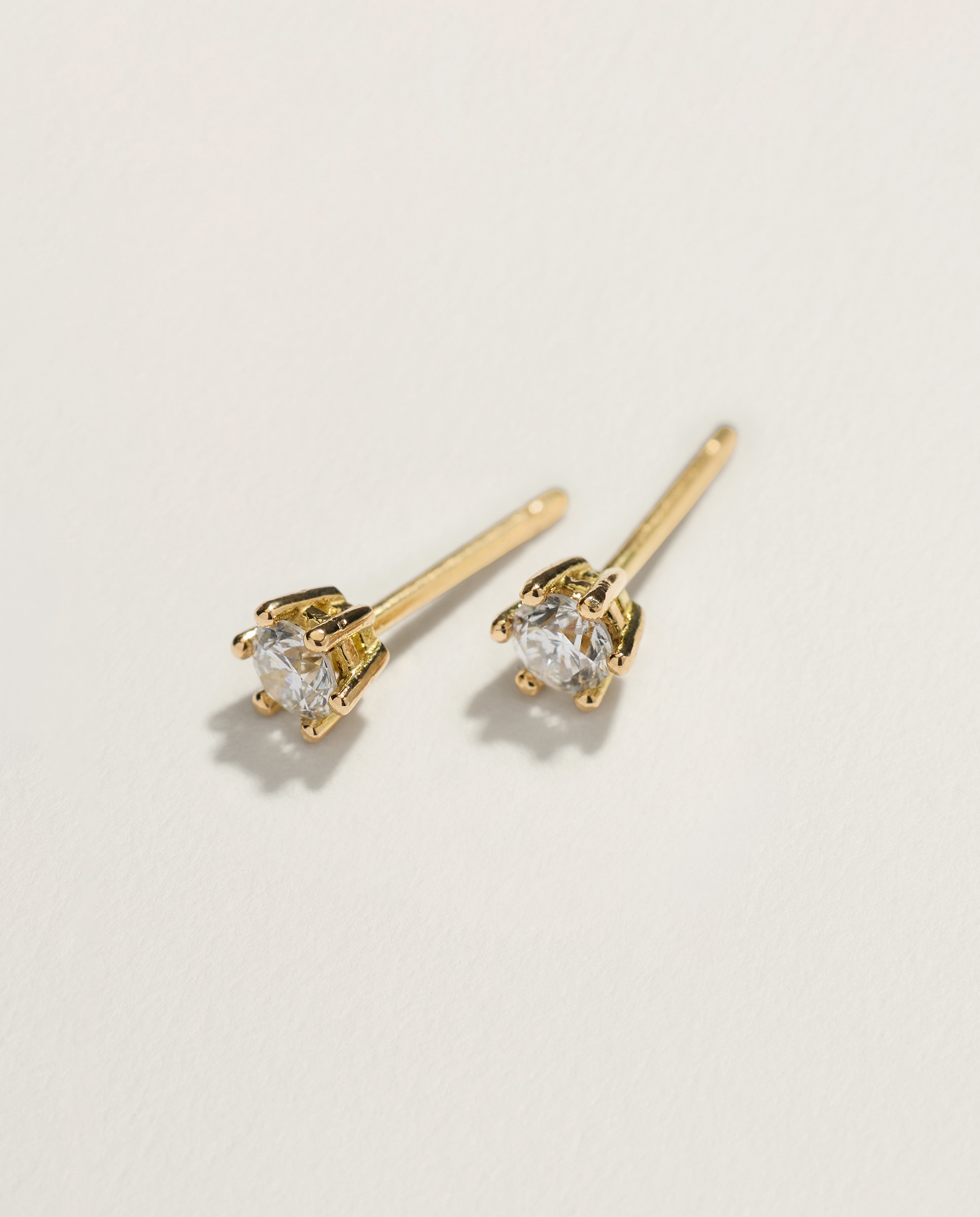 Pendientes en oro amarillo de 18k con diamantes en talla brillante con un peso total de 0,30ct - El Corte Inglés - 300 Amarillo 300 Amarillo-2