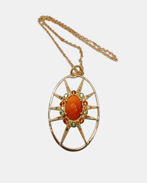 Imagen 0 de Colgante de oro y coral