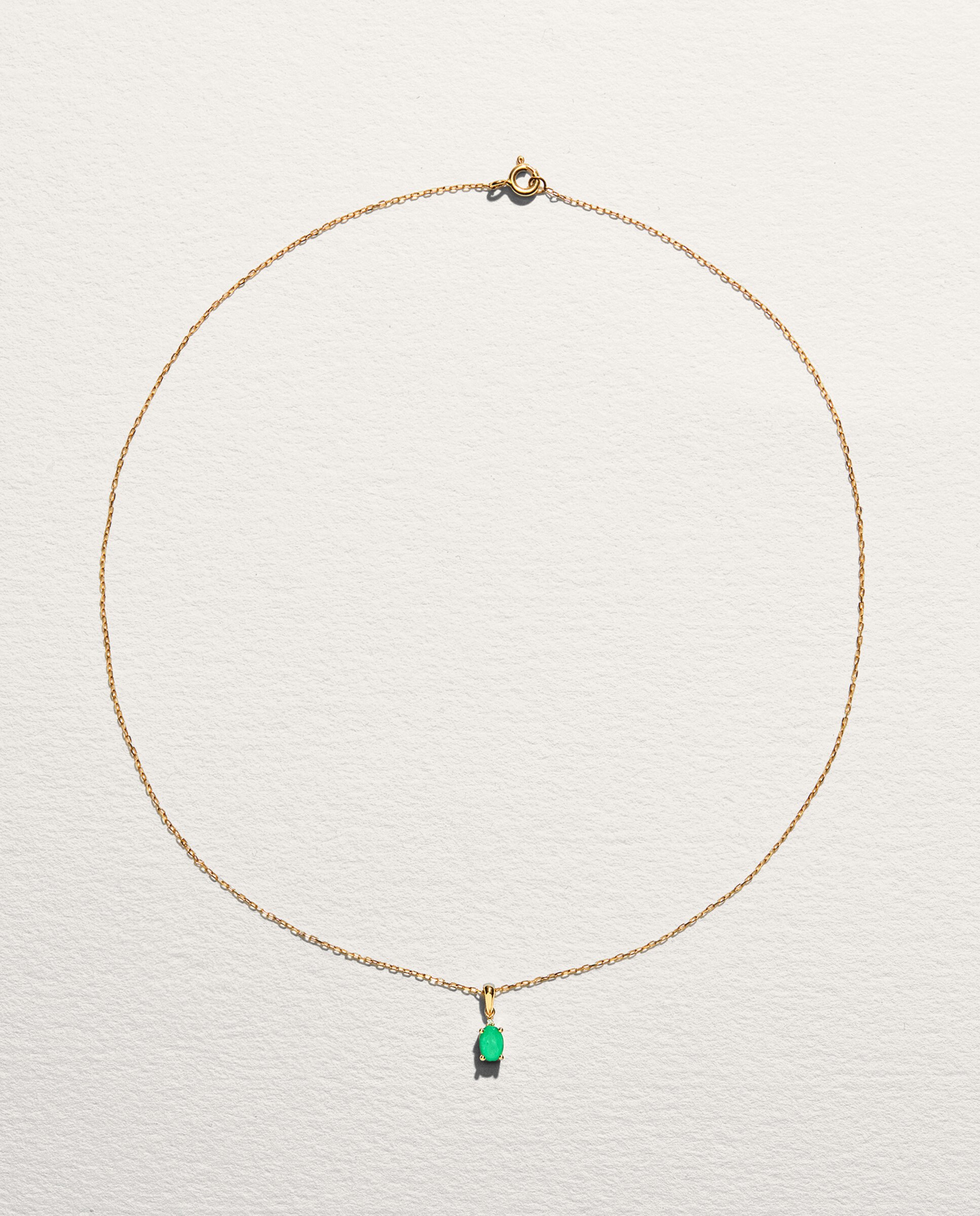 Imagen 2 de Colgante de oro con diamante y esmeralda - El Corte Inglés - Verde Verde