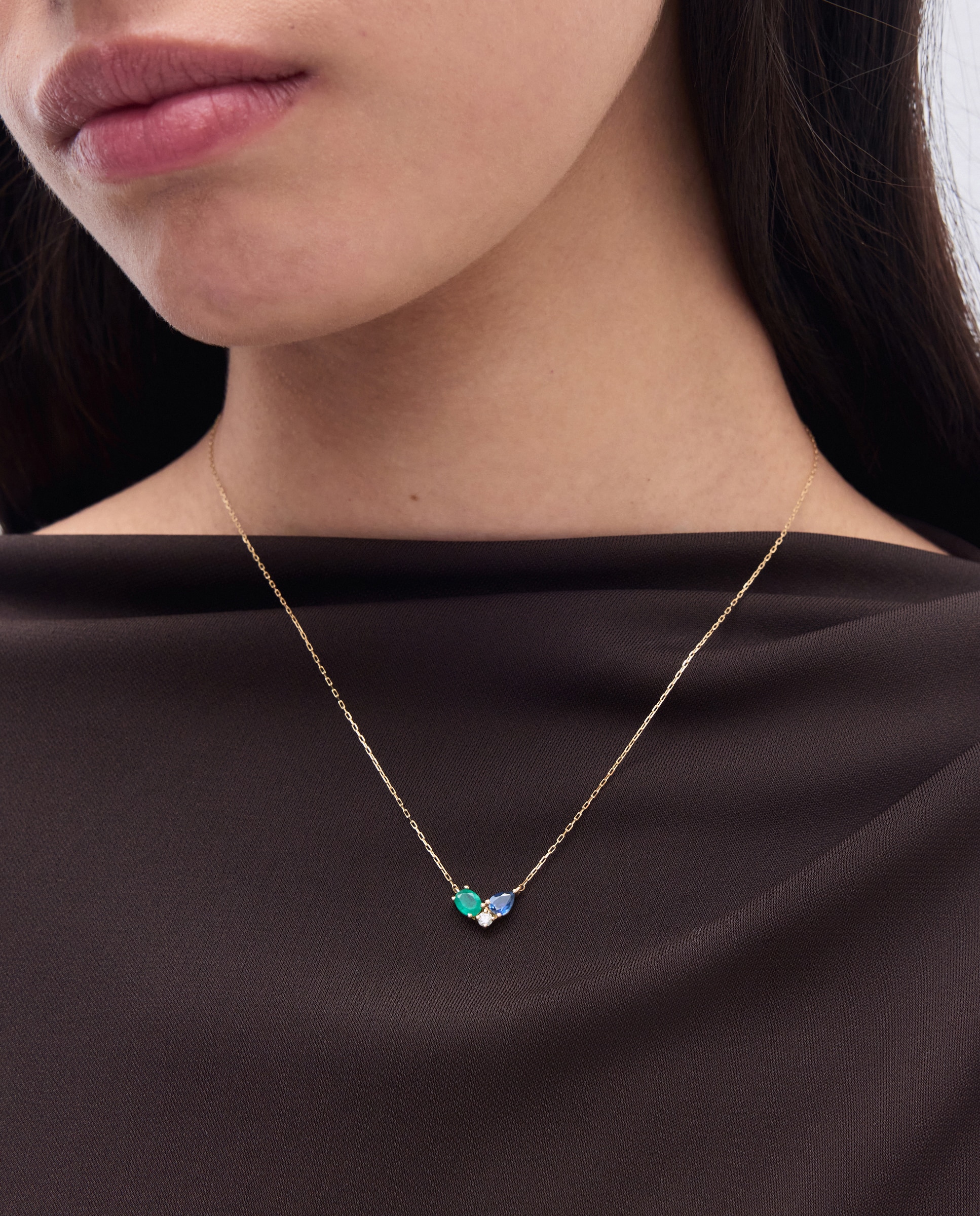 Colgante cadena de oro amarillo de 18K con zafiro, esmeralda y diamante - El Corte Inglés - 300 Amarillo 300 Amarillo-4