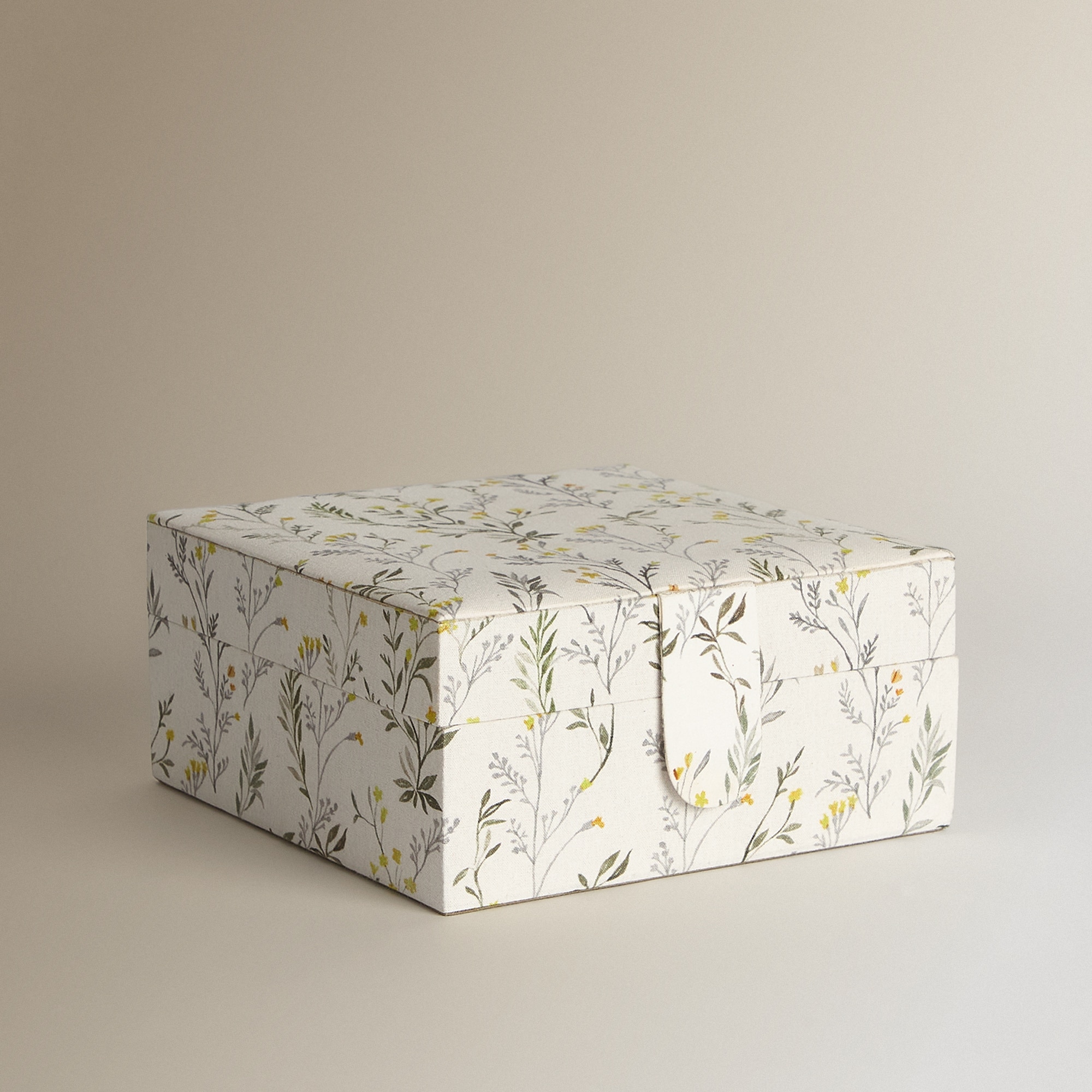 Imagem 0 de Caixa de Costura Quadrada Floral