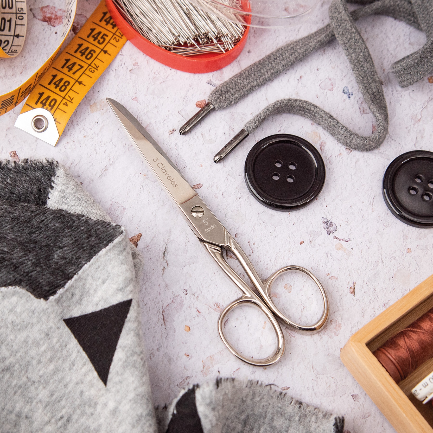 Tesoura de Costura - 12,5 cm Aço-2