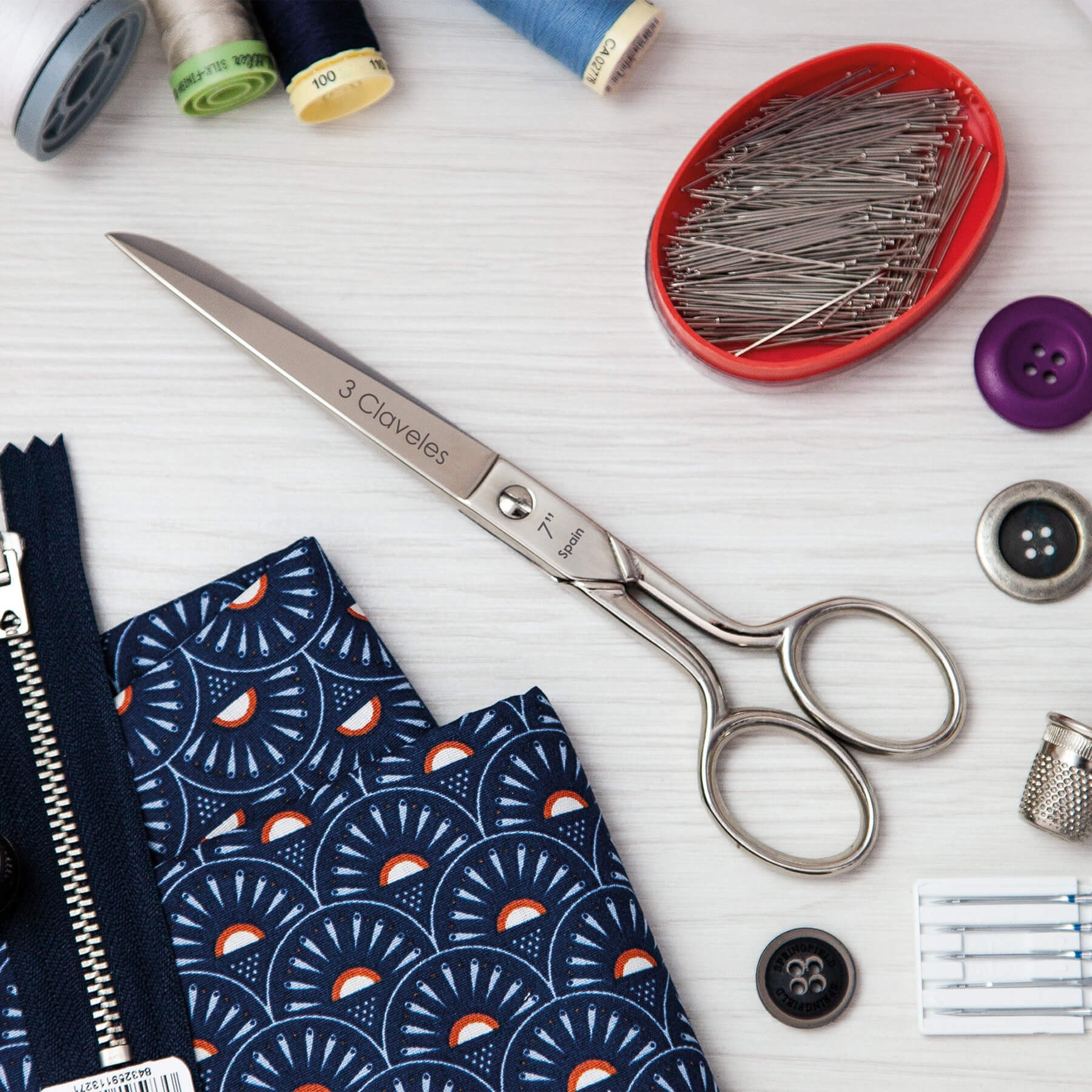 Tesoura de Costura - 17,5 cm Aço-2