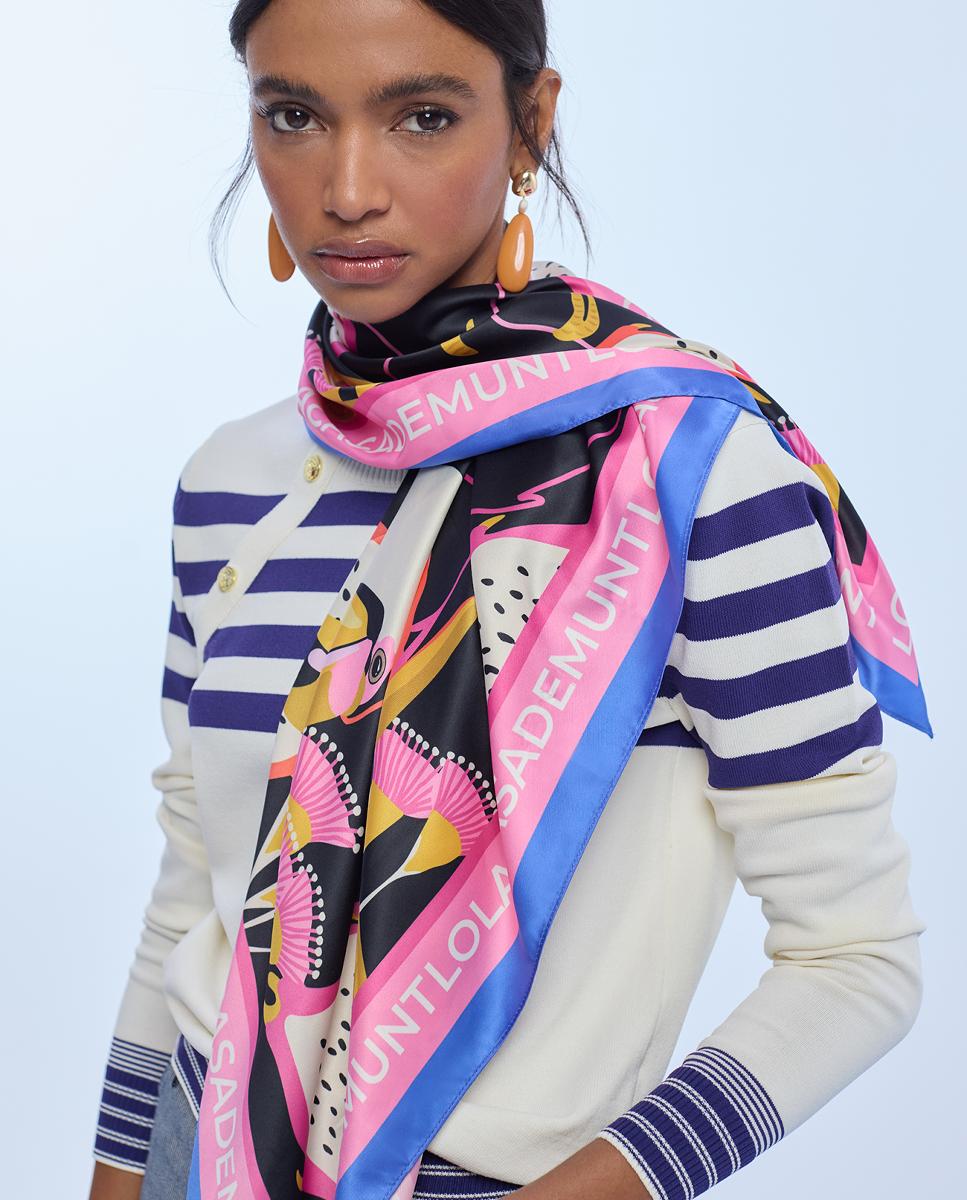 Lenço Acetinado Estampado Preto-3