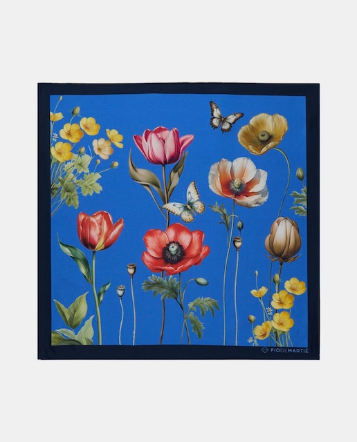 Imagem 0 de Bandana de Seda com Estampado Floral Grande Multicolor - Azul Cobalto