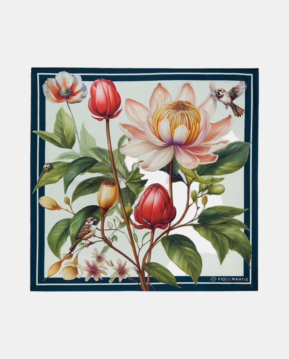 Imagem 0 de Lenço Original de Estampado Floral Combinado com Pássaros - Tons Verdes/Quentes