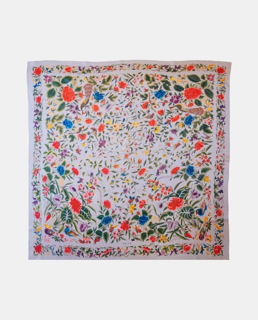 Imagem 0 de Lenço de seda com estampado floral, fabricado em Espanha