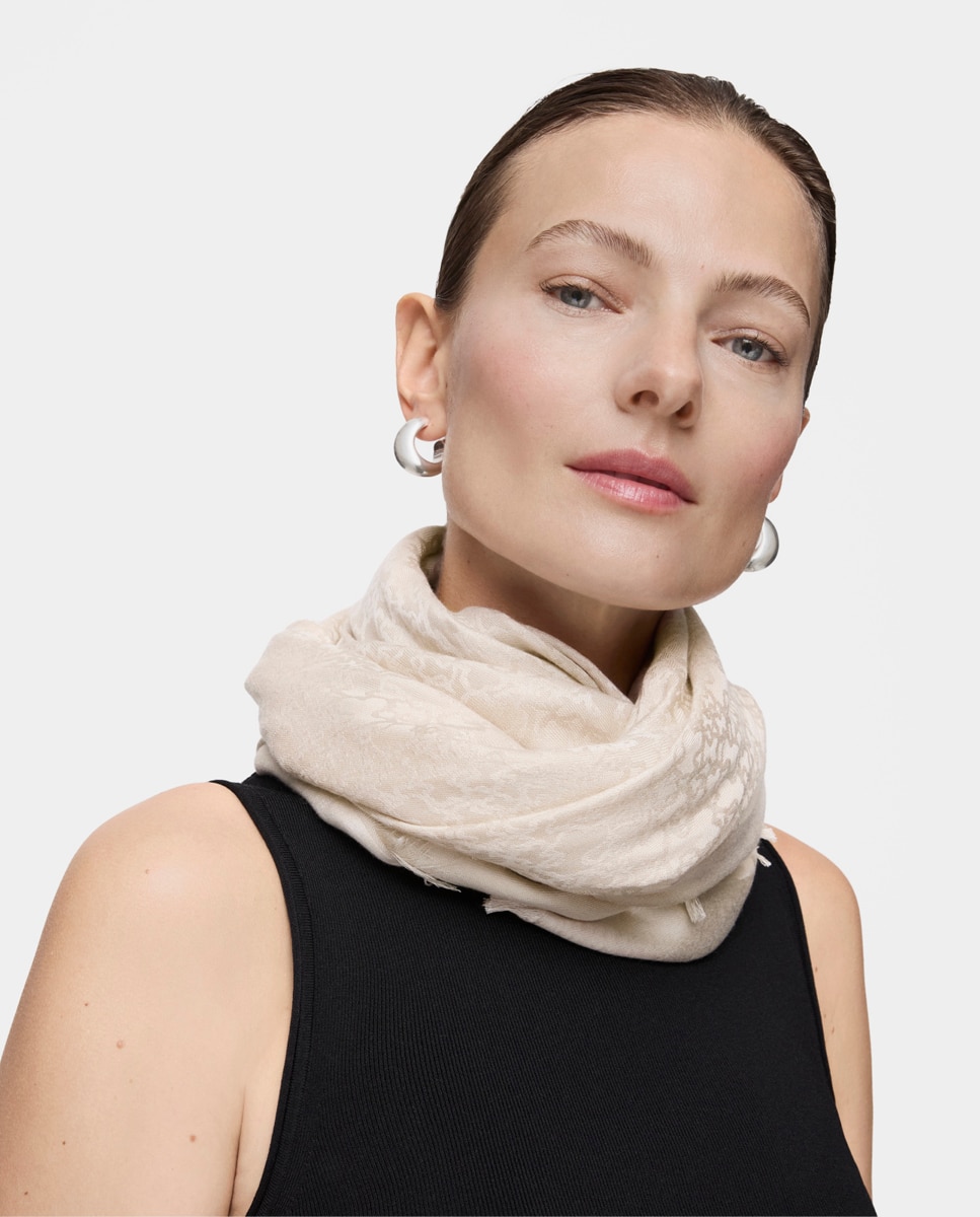 Lenço bege Tous Kaos Mini Jaquard estampado com desfiado Natural-3