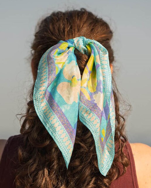 Imagem 0 de Lenço de seda estampado