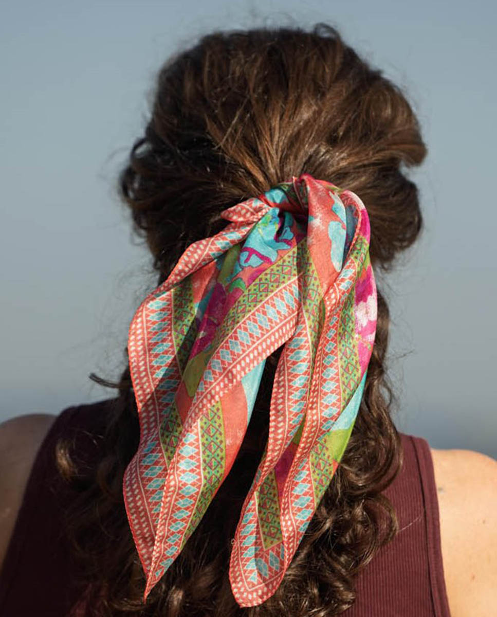 Imagem 0 de Lenço de seda estampado