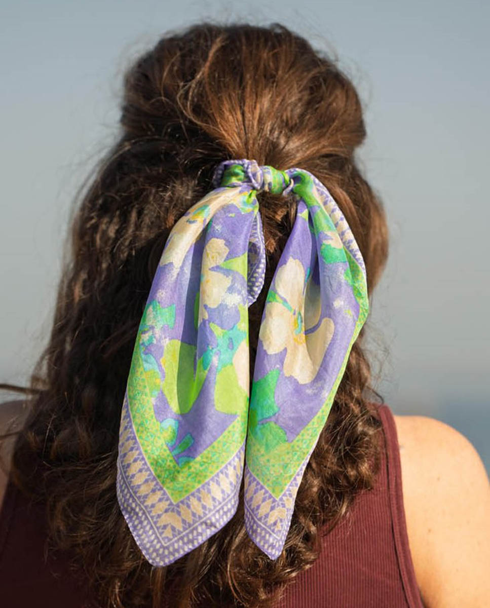 Imagem 0 de Lenço de seda estampado