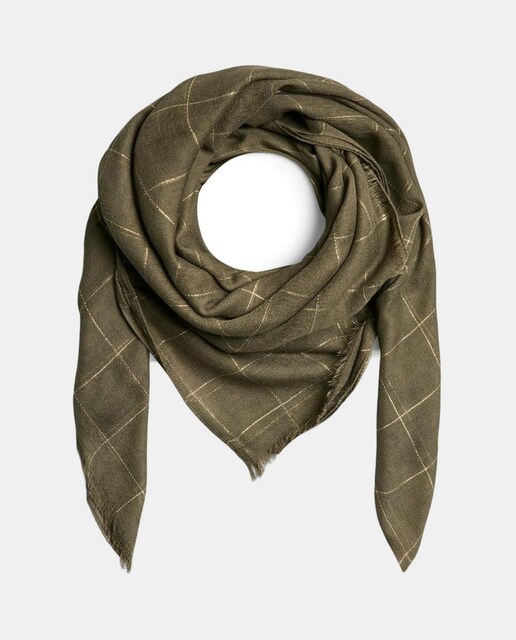 Imagem 0 de Lenço de Fio Metalizado