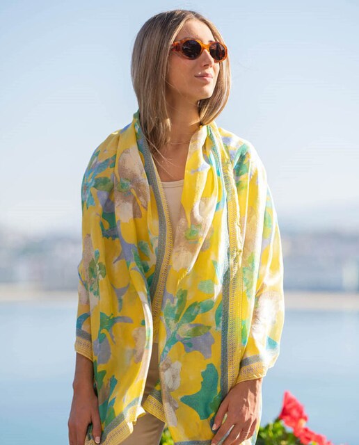 Imagem 0 de Lenço de seda estampado