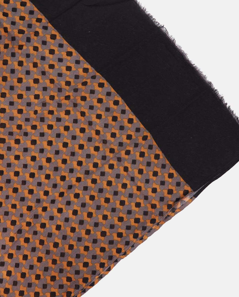 Lenço de Viscose com Estampado Geométrico Preto-3