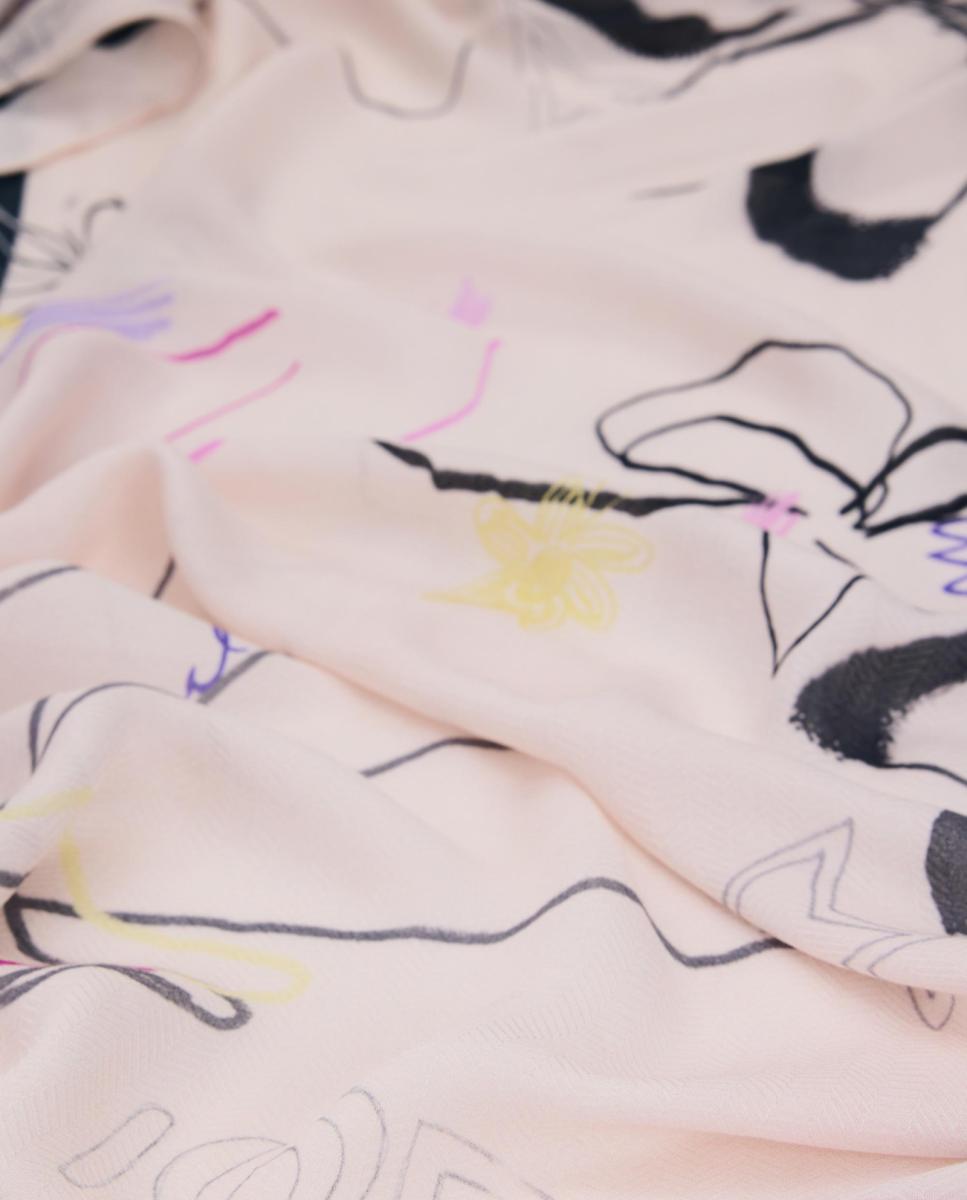 Écharpe com Estampado Floral Bege-3