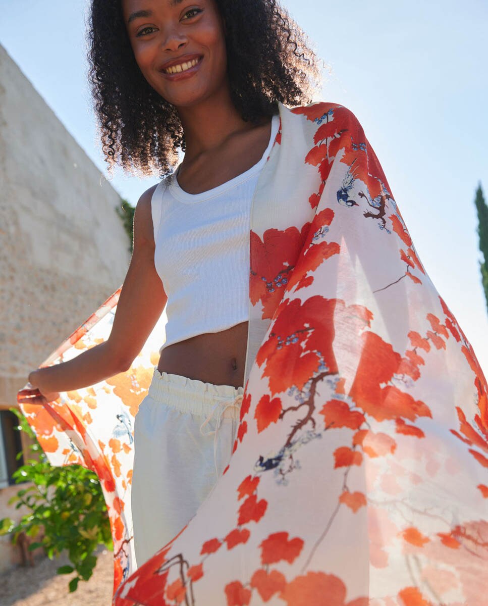 Écharpe Comprido com Estampado de Fantasia - Branco Vermelho-4