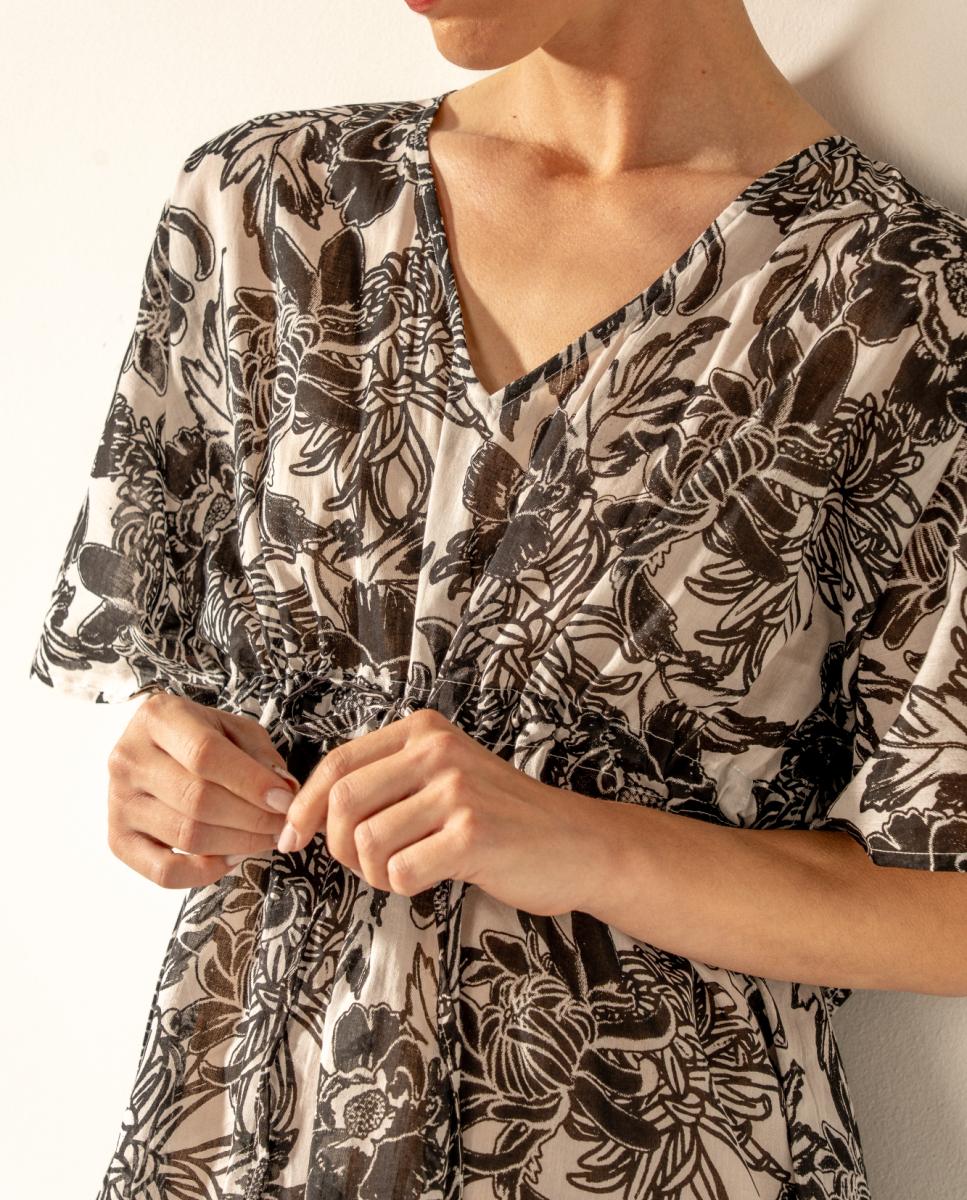 Kaftan com Estampado Floral em Algodão Preto-3