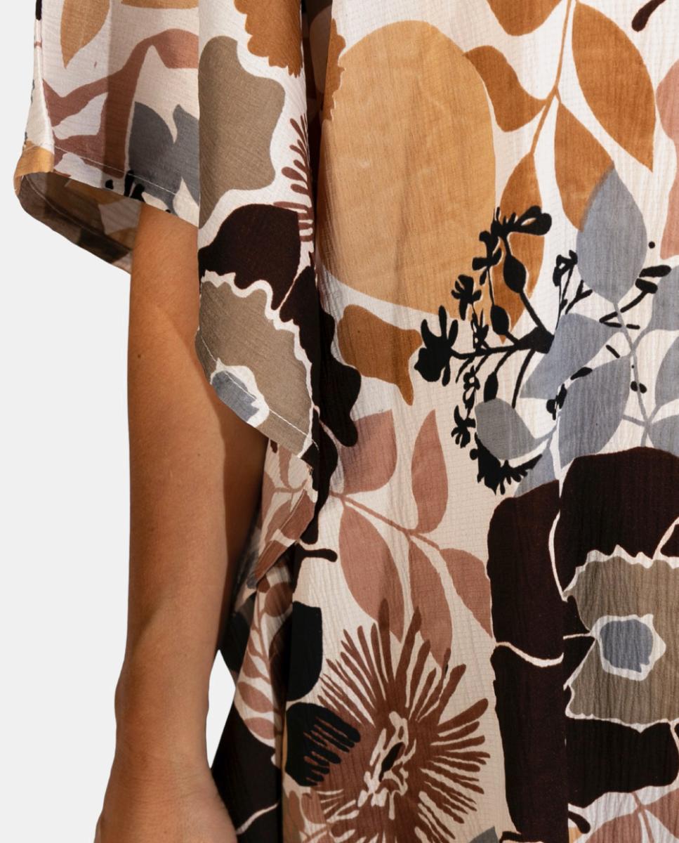 Kaftan Curto de Praia com Estampado Floral e Detalhe de Borlas Castanho-3
