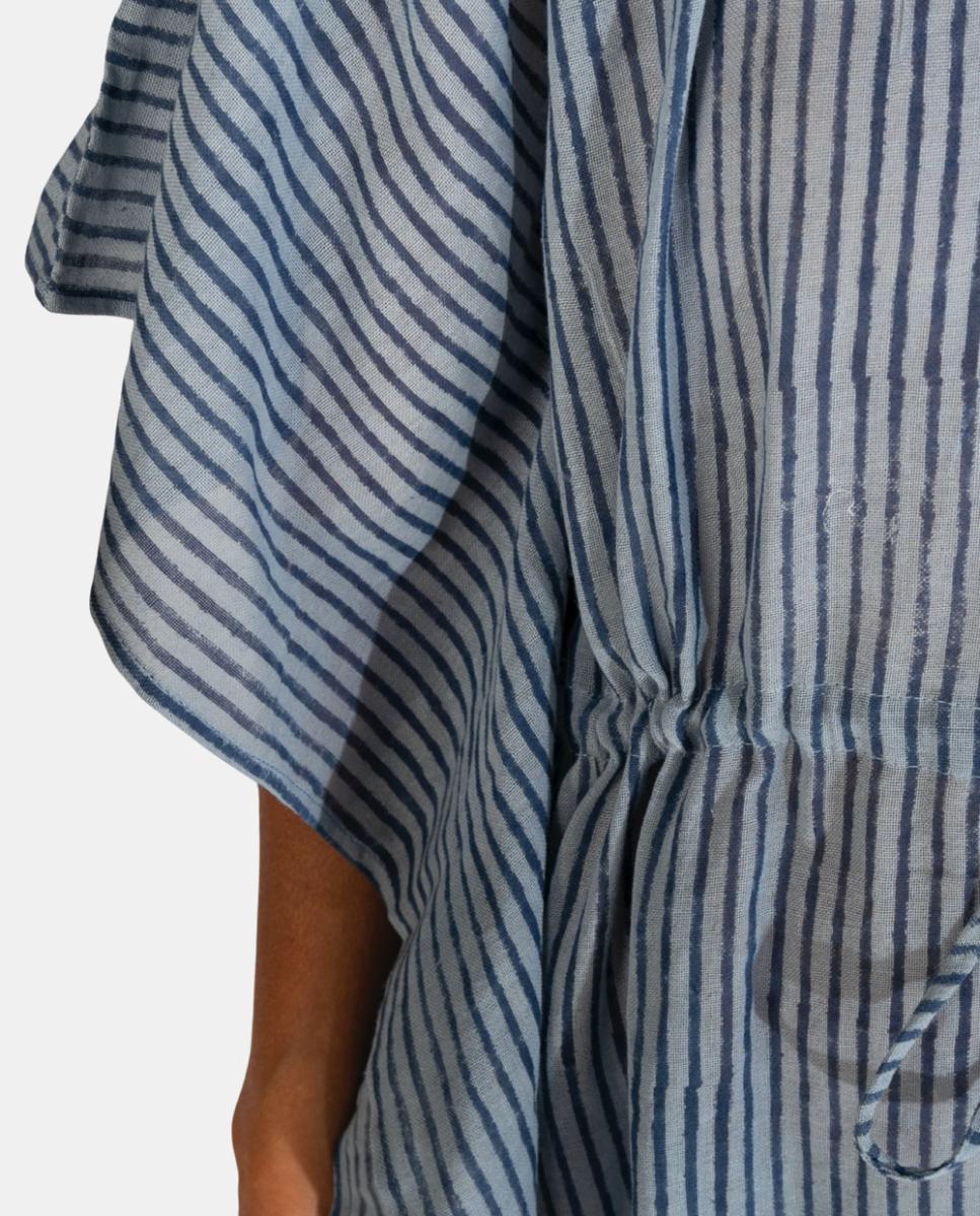 Kaftan Curto em Tecido Ligeiro às Riscas com Cordão Ajustável Azul-3