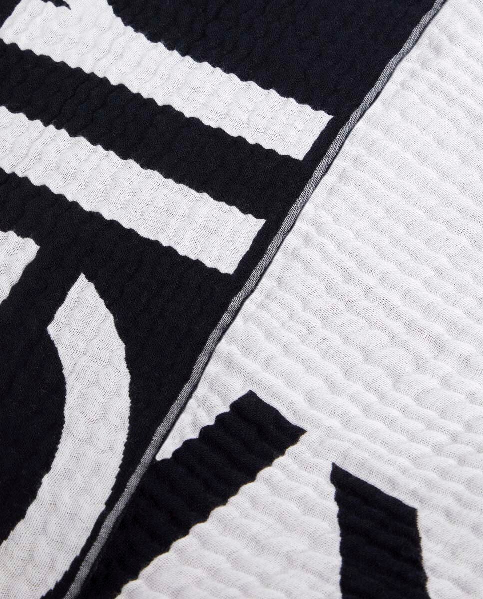 Écharpe com Logótipo Grande e Detalhes em Contraste Preto-3