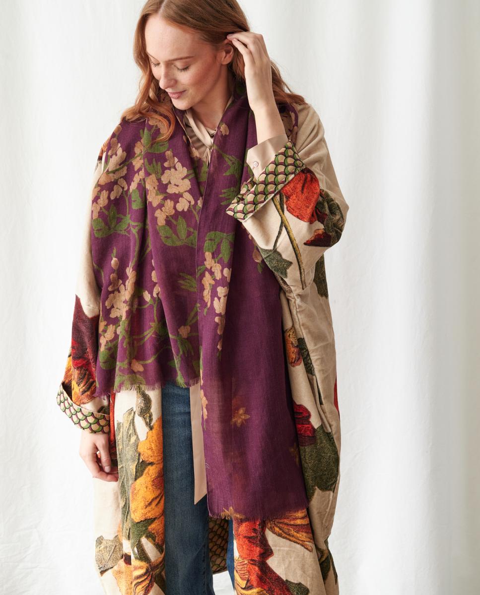Imagen 4 de Bufanda de lana Wisteria Plum - One Hundred Stars - Morado Morado