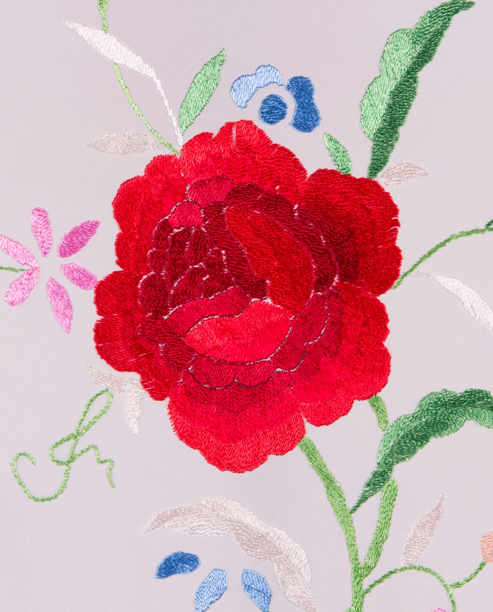 Xaile de Seda e Franjas à Mão Branco-2