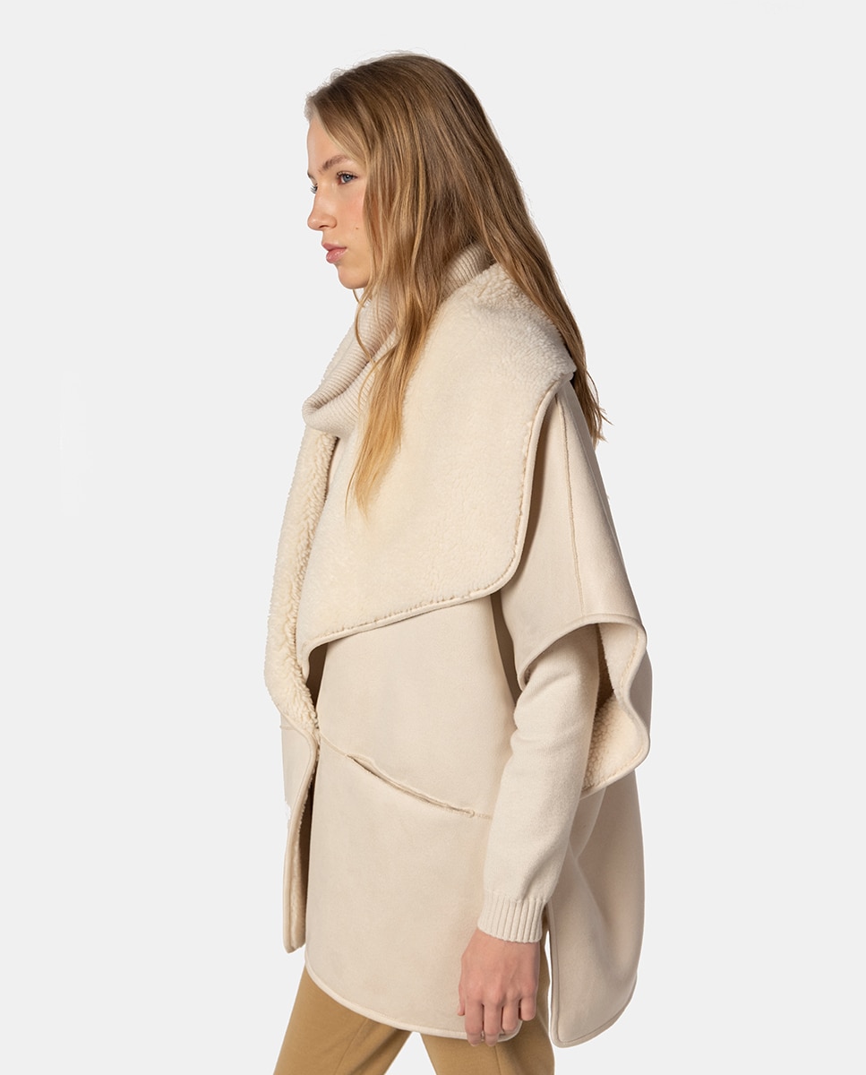 Capa de Dupla Face com Interior de Pelo de Borrego Cru-3