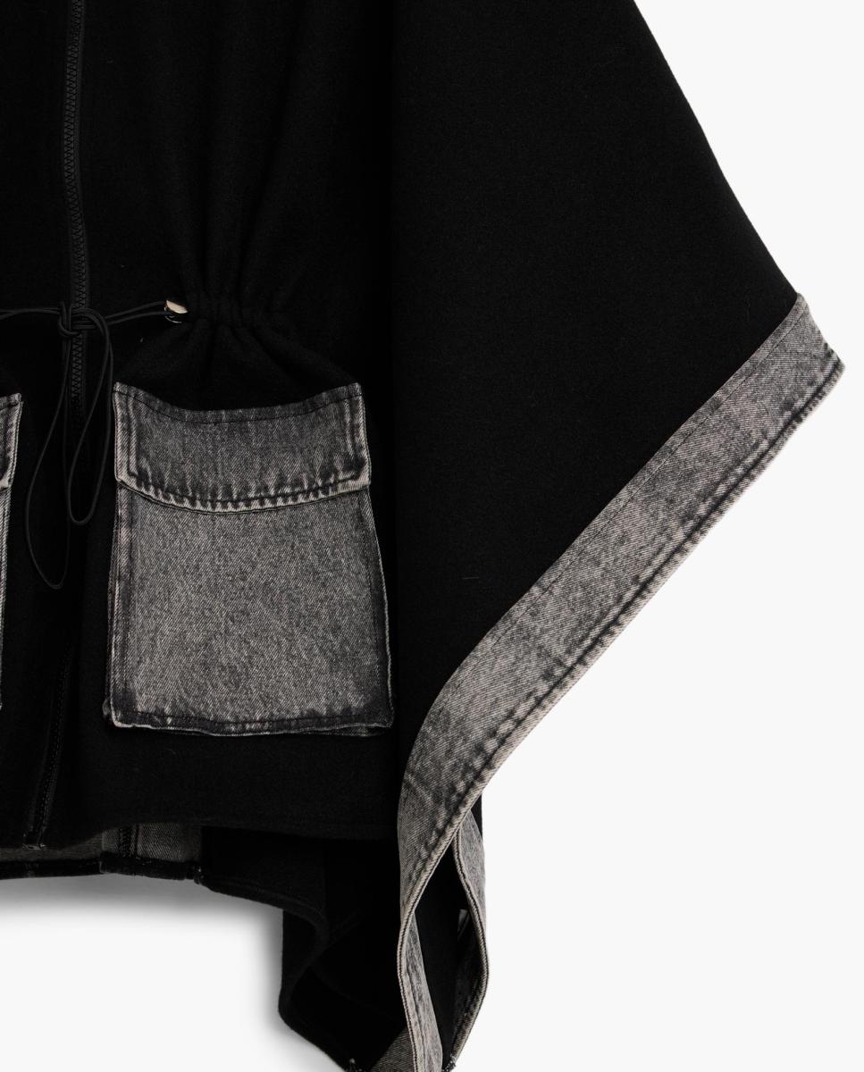 Poncho de Ganga com Bolsos Preto-3