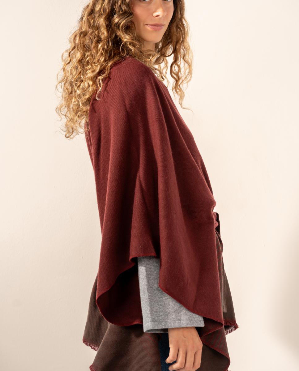 Poncho com Laço Vermelho-2