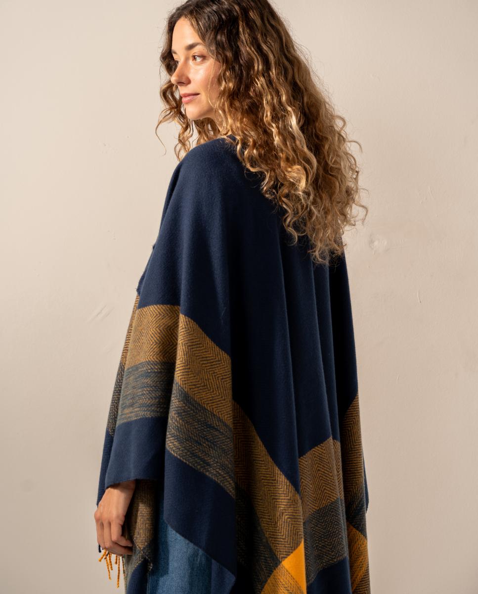Poncho Ajustável aos Quadrados Azul-2