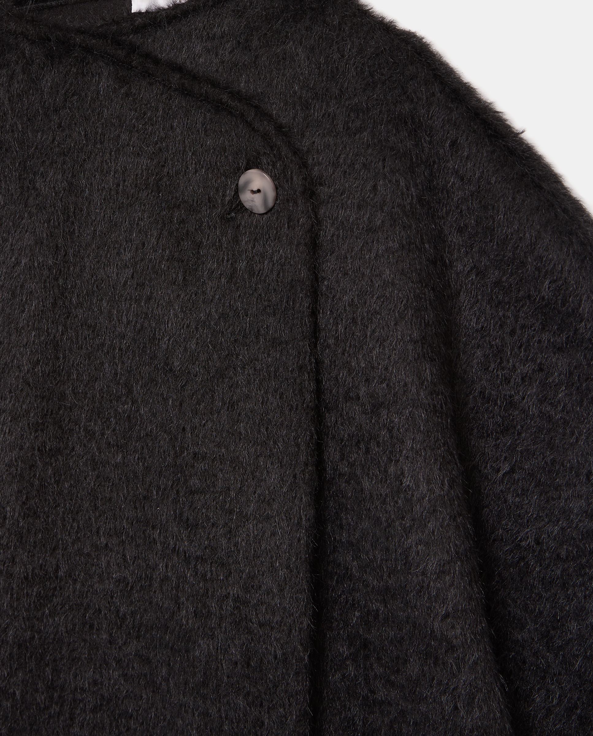 Capa de Pelo de Camelo com Botão Lateral Preto-2