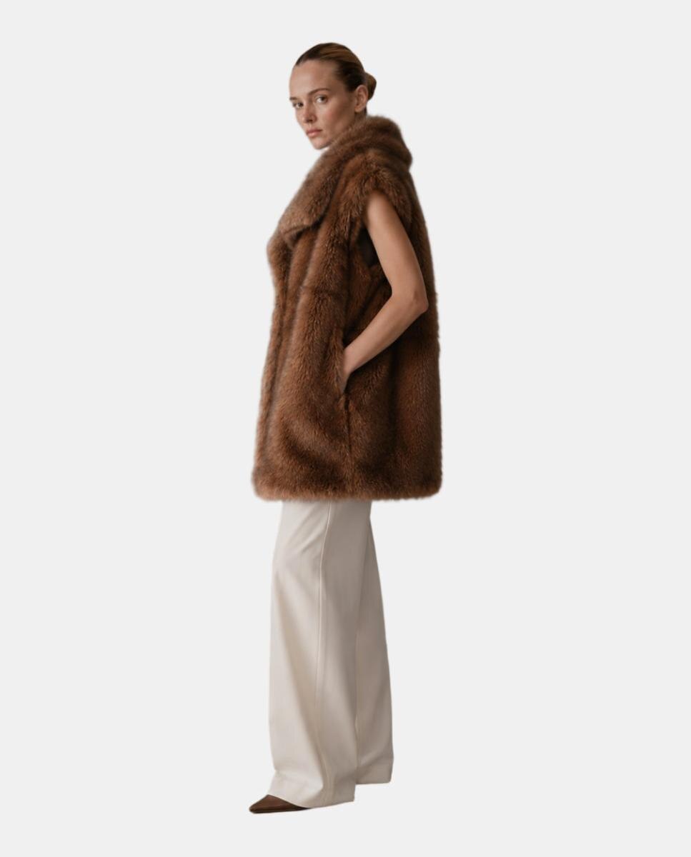 Chaleco largo de pelo sintético con cuello envolvente - Kbas - Marrón Marrón-5