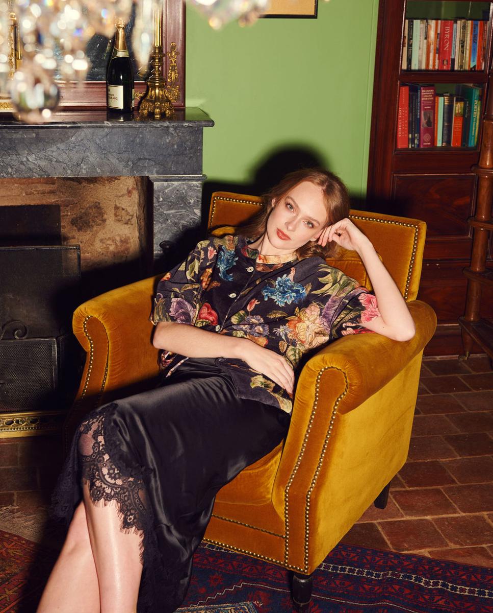 Casaco de Veludo Primula Black Preto-3